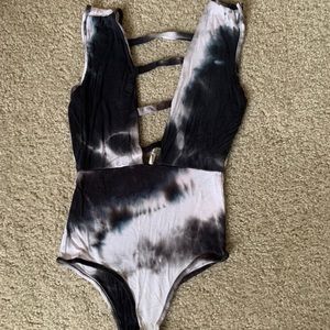 Mystique boutique backless tie dye bodysuit size S